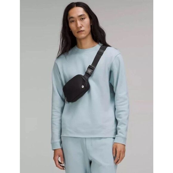 NEW Lululemon Everywhere Belt Bag Black Fanny Pack Classic Nylon - Picture 5 of 8